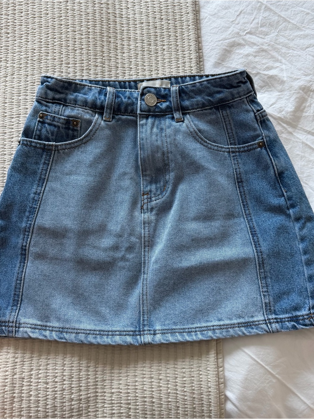 DISSH two tone denim mini skirt!